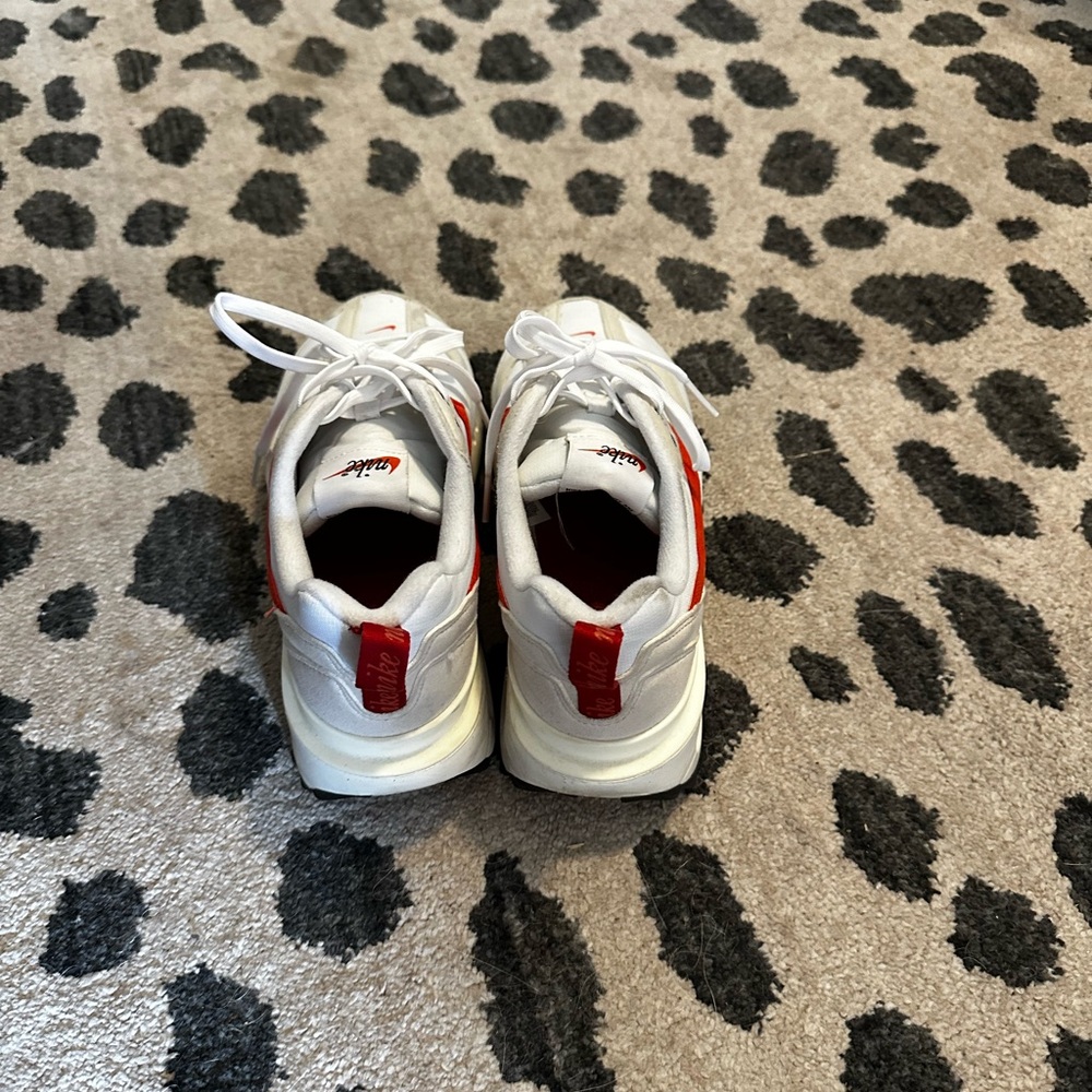 Nike women’s AIr Max Dawn - Picture 4 of 6